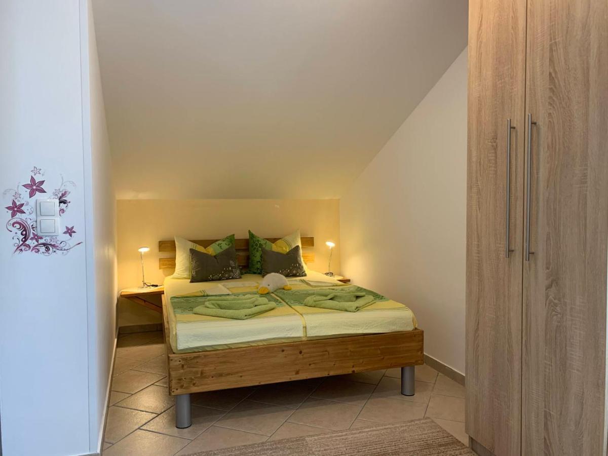Apartments 4Mios Ražanac Eksteriør billede