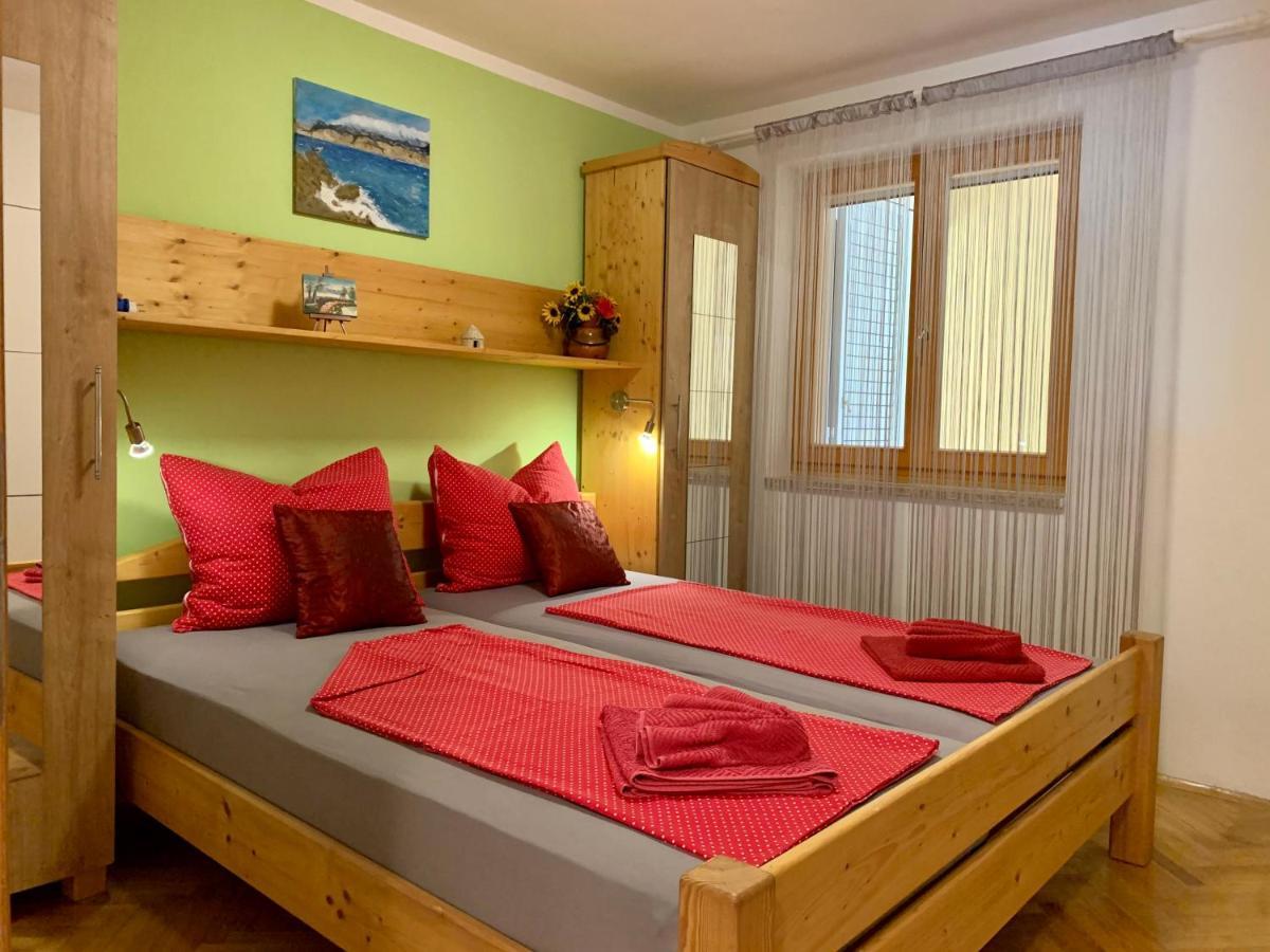 Apartments 4Mios Ražanac Eksteriør billede